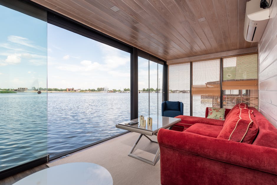 Hotels That Offer River Rafting With Luxury Comfort