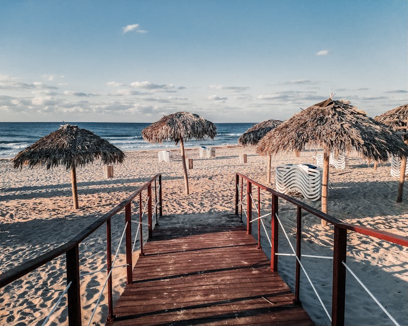 Resorts With Beach Lounges Built Over the Tide