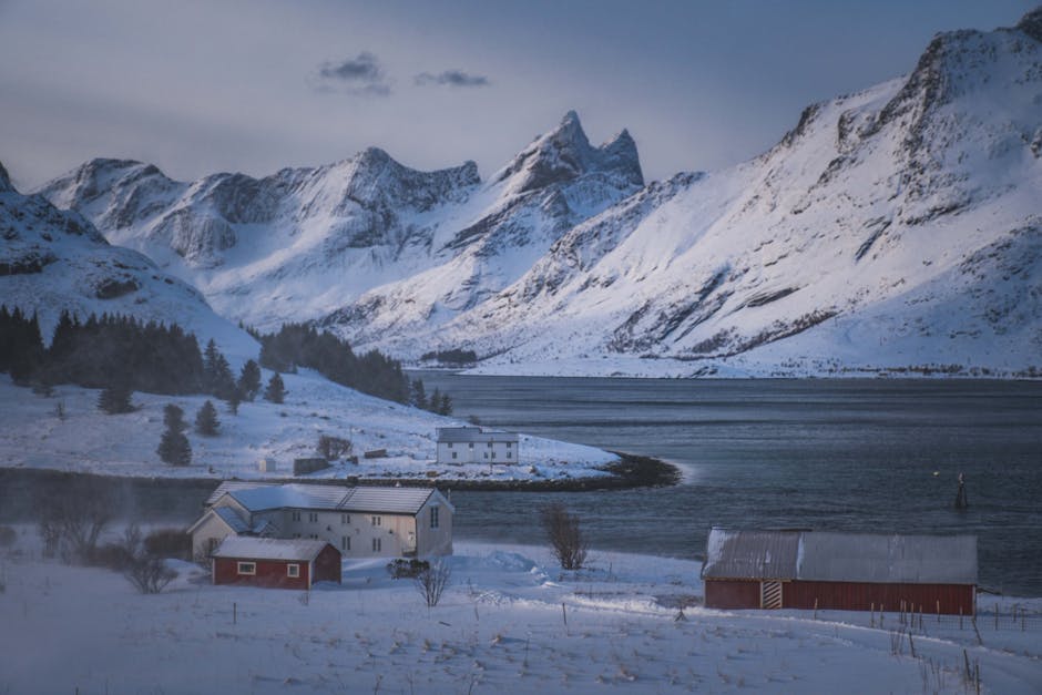 Stay in Cabins With Infinity Hot Tubs Facing Peaks
